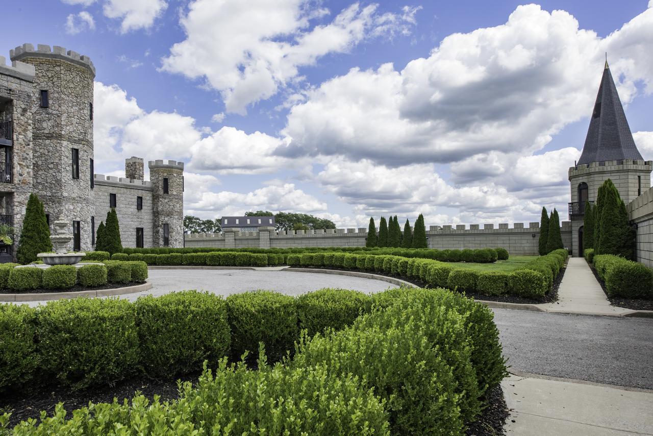 Kentucky Castle Versailles Exterior foto