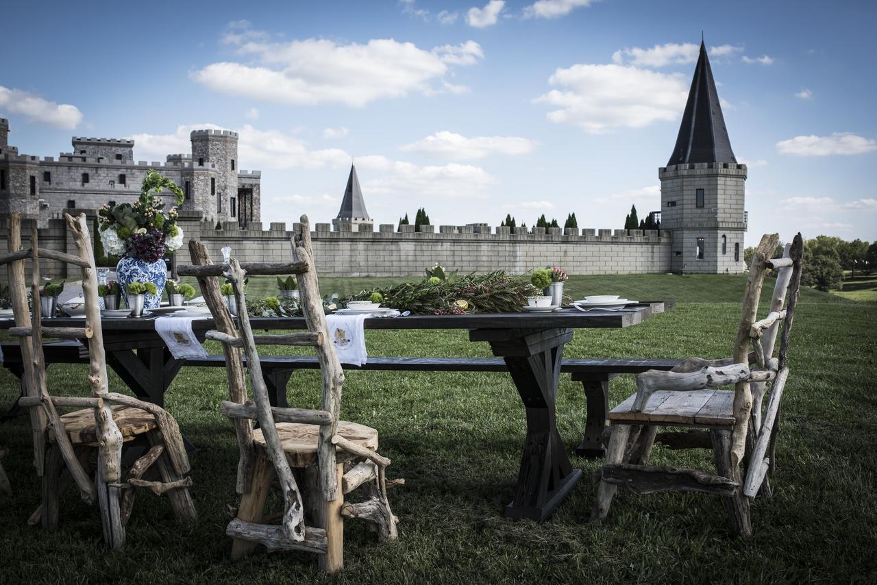 Kentucky Castle Versailles Exterior foto
